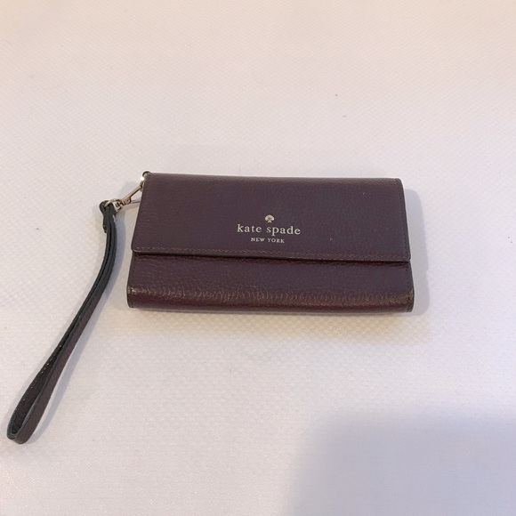 Kate Spade IPhone Case Wristlet Leather Wallet Pre- owned very good condition - Picture 1 of 8